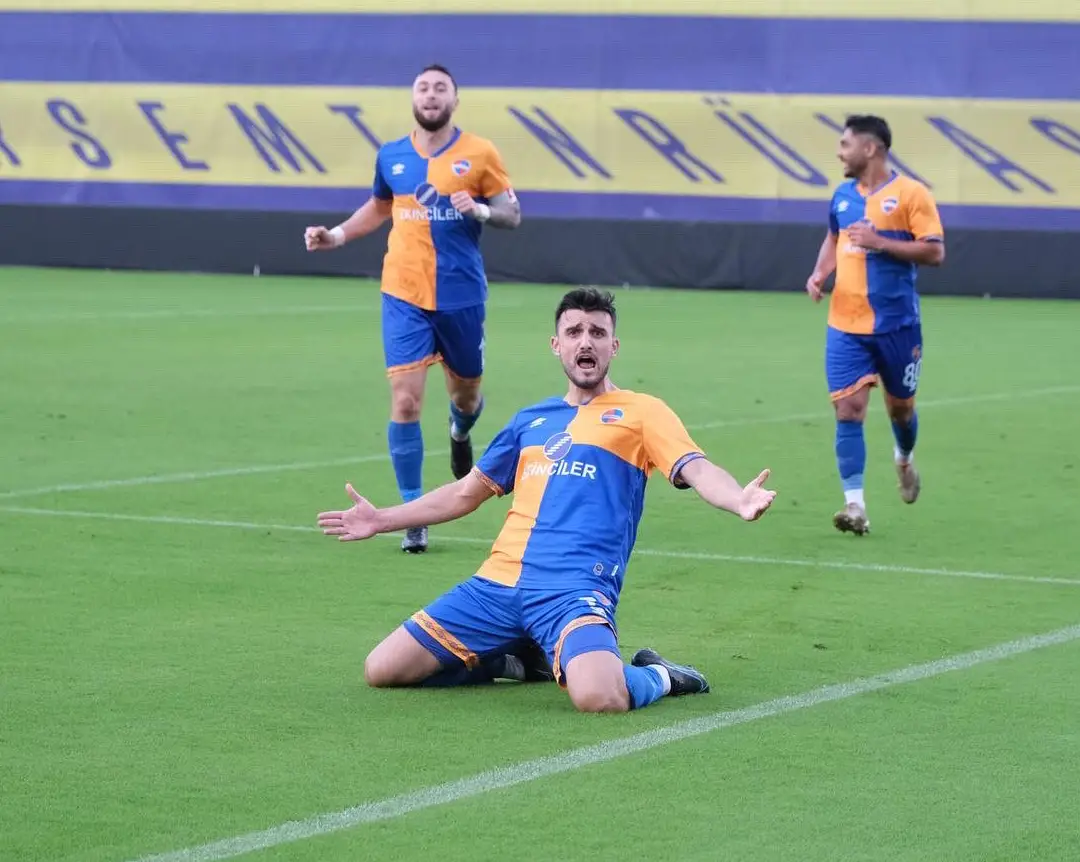 İskenderunspor'umuz: 2 - Karaman FK: 0